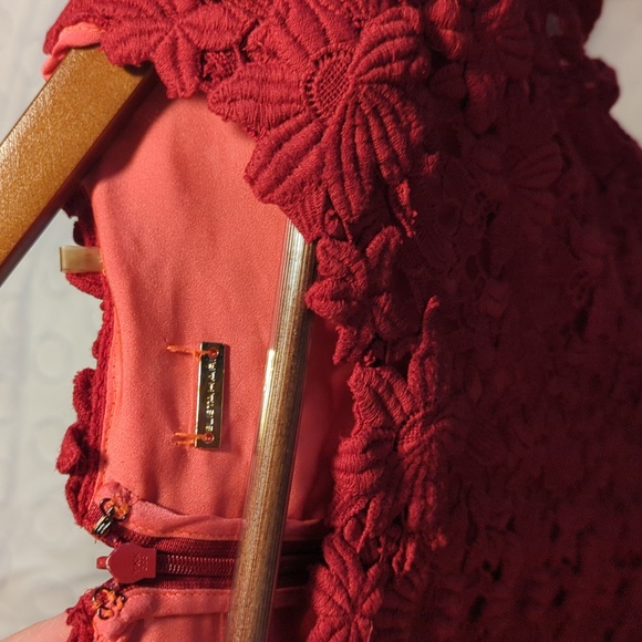 Elie Tahari floral red formal dress - Picture 7 of 9